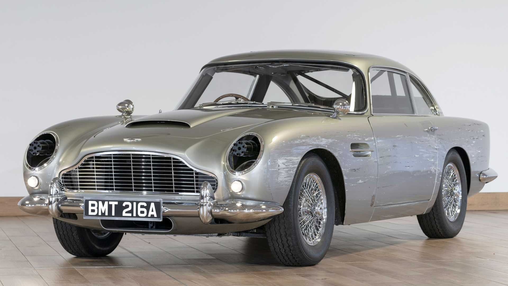 Aston Martin DB5 No Time To Die: le immagini dell'asta