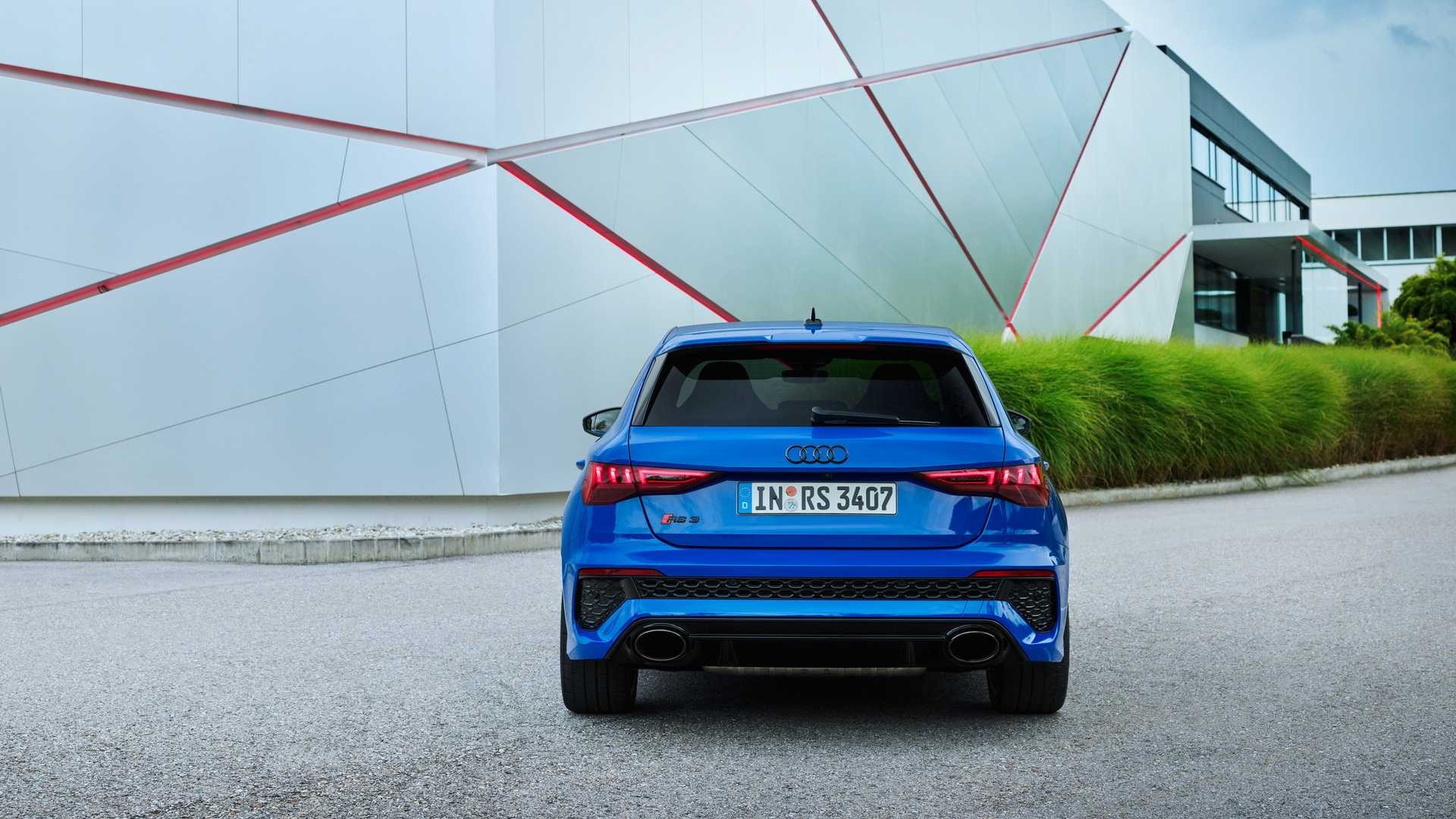 Audi RS 3 performance edition: le immagini ufficiali