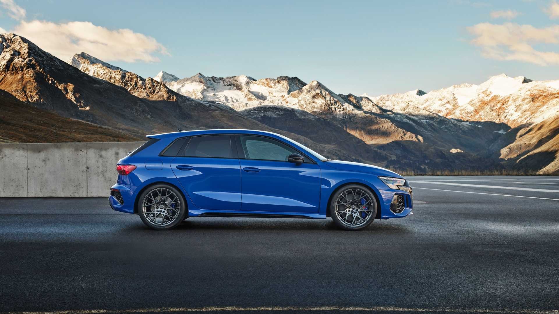 Audi RS 3 performance edition: le immagini ufficiali