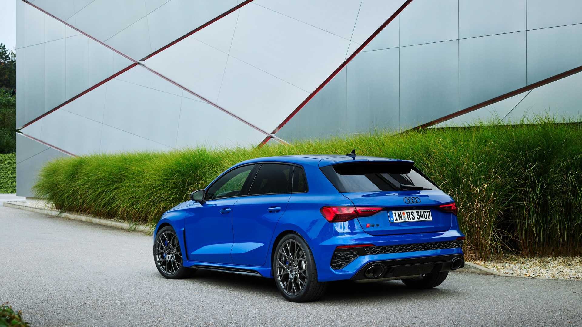 Audi RS 3 performance edition: le immagini ufficiali