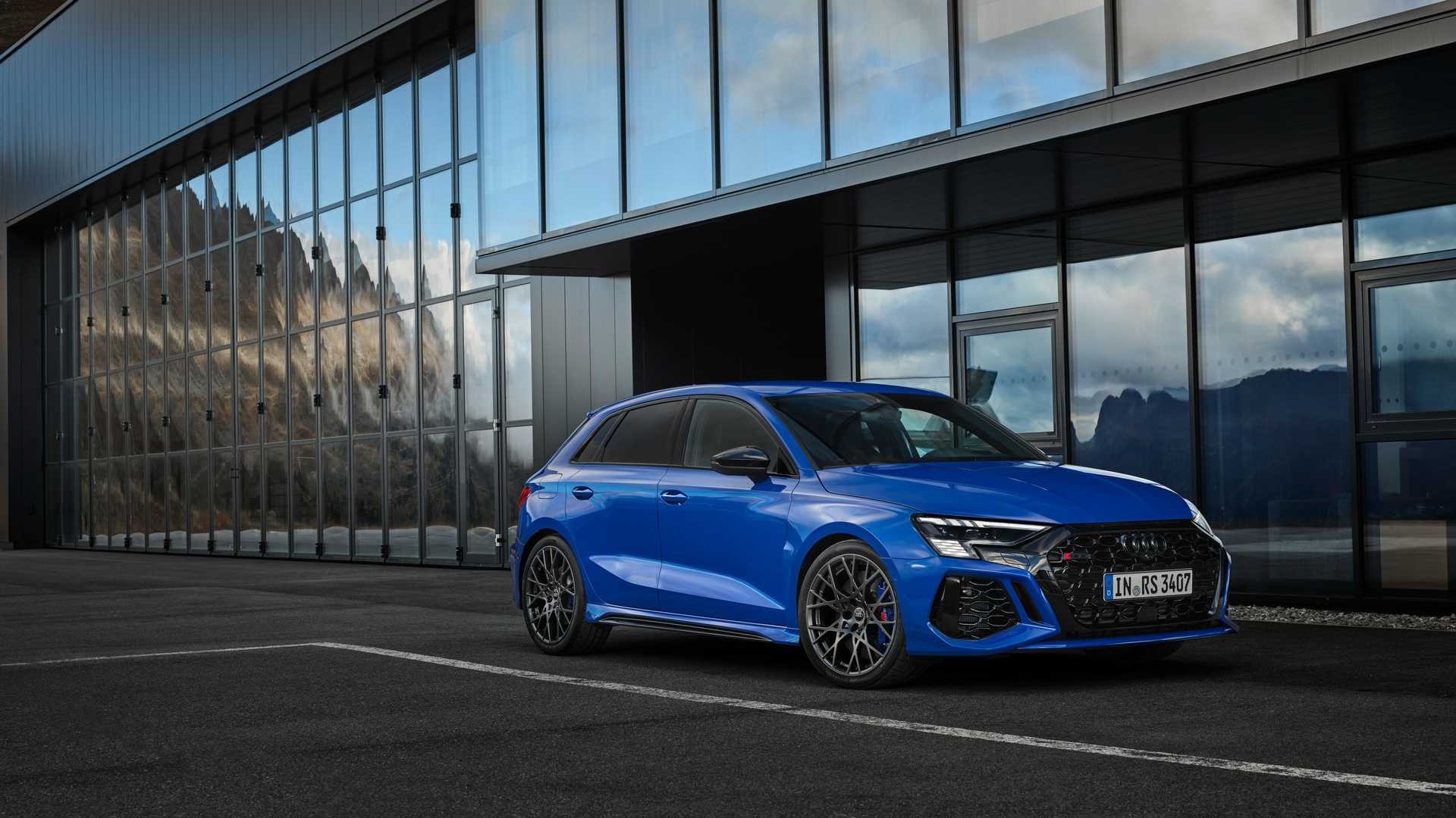 Audi RS 3 performance edition: le immagini ufficiali