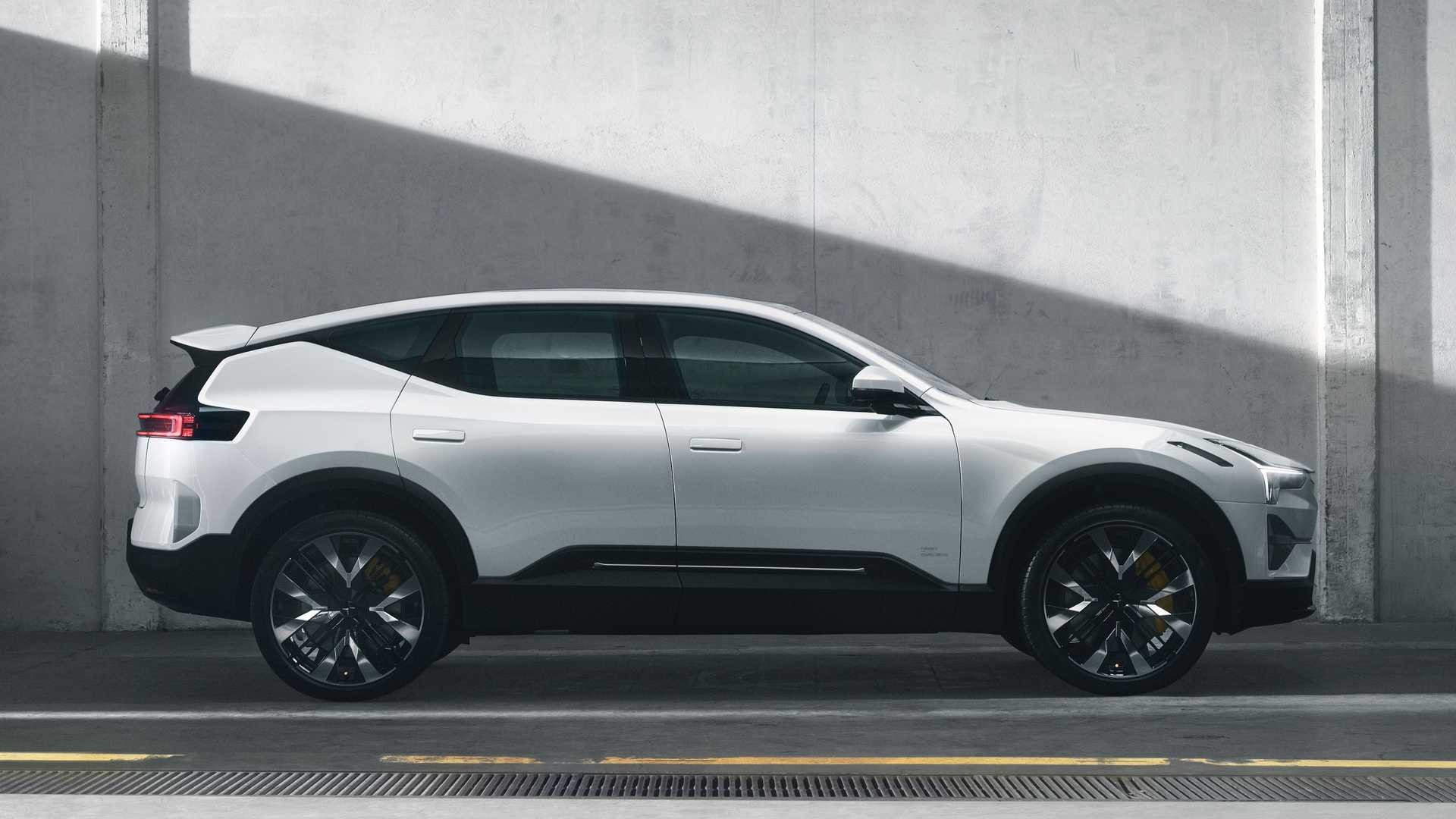 Polestar 3: le immagini ufficiali