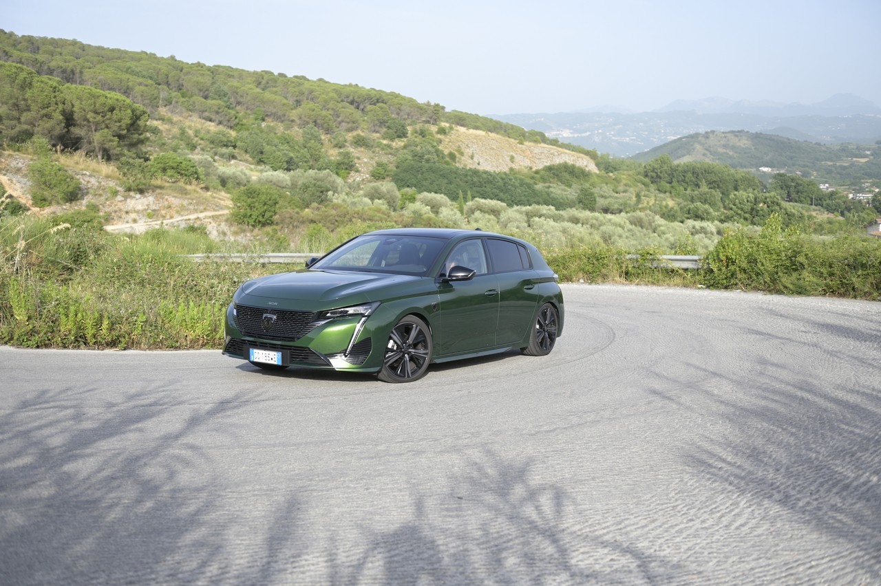 Peugeot 308 1.2 PureTech: prova su strada