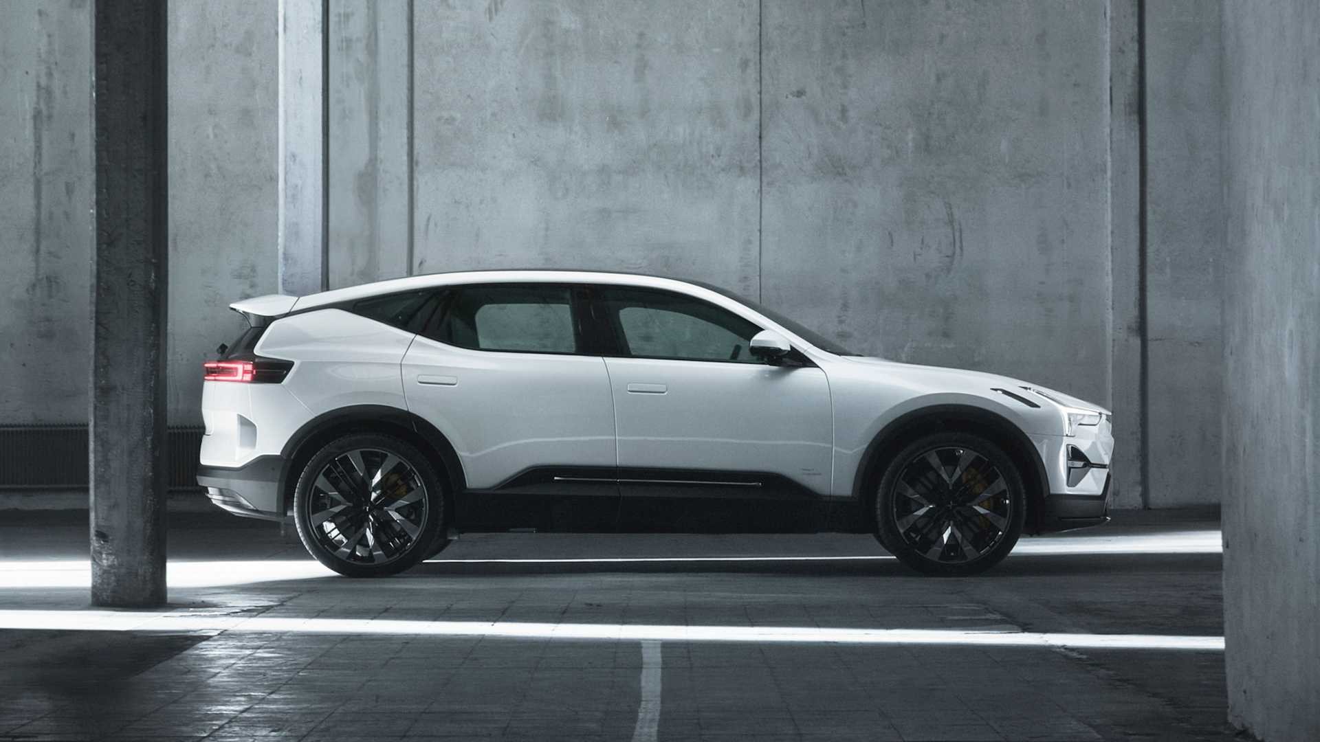 Polestar 3: le immagini ufficiali