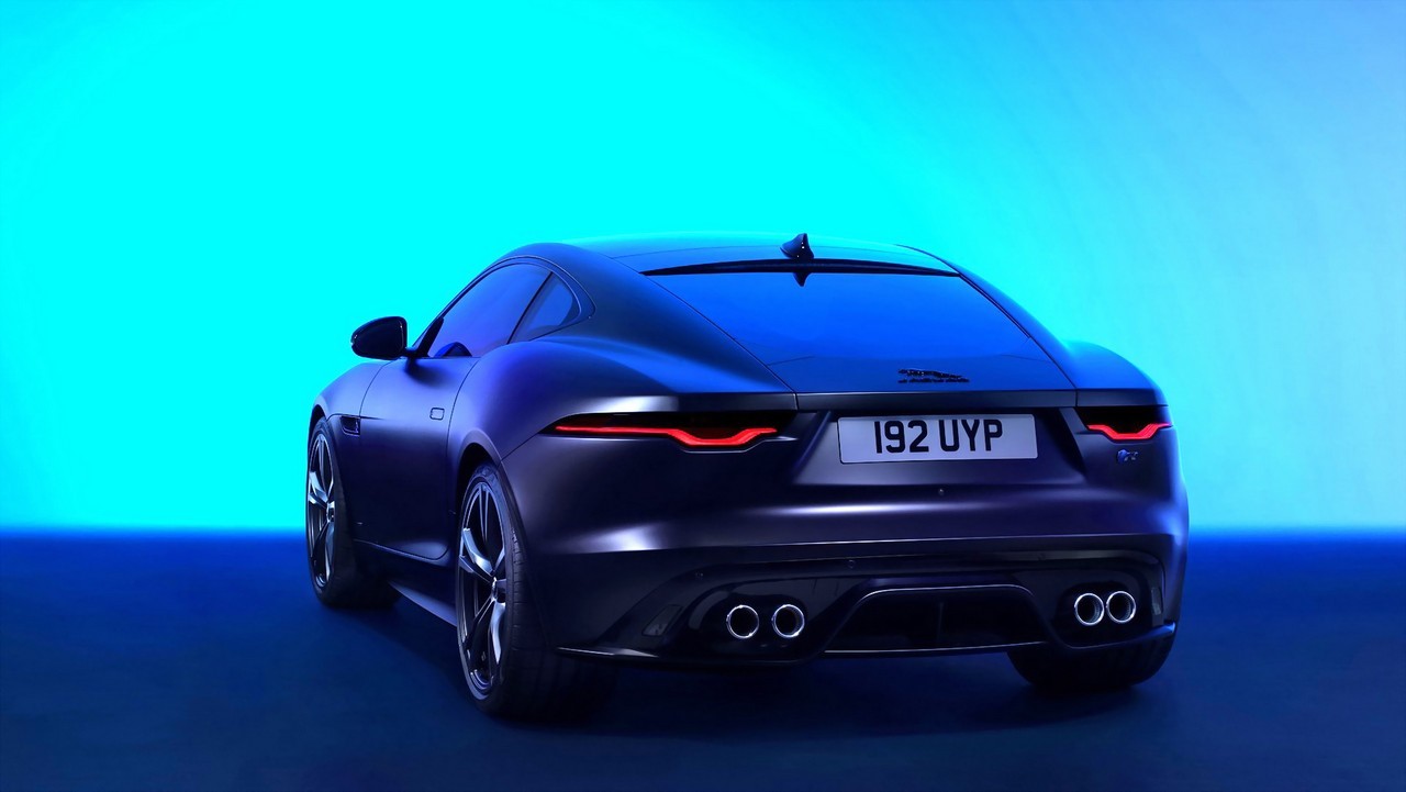 Jaguar F-Type 75 Edition: le immagini