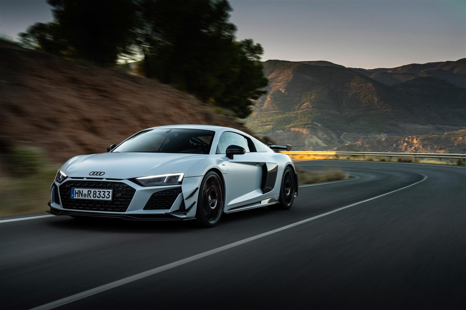 Audi R8 GT RWD: le immagini ufficiali