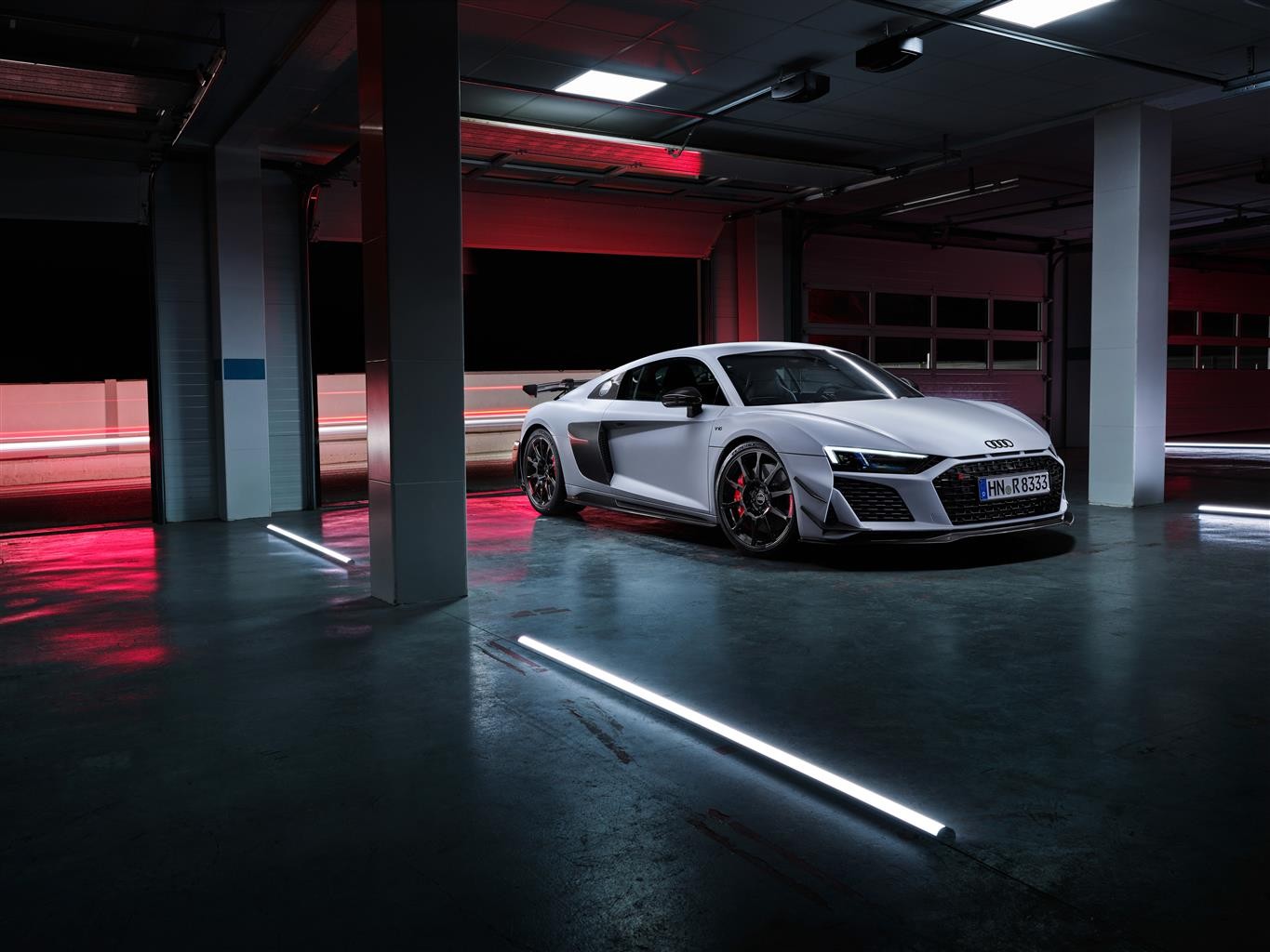 Audi R8 GT RWD: le immagini ufficiali