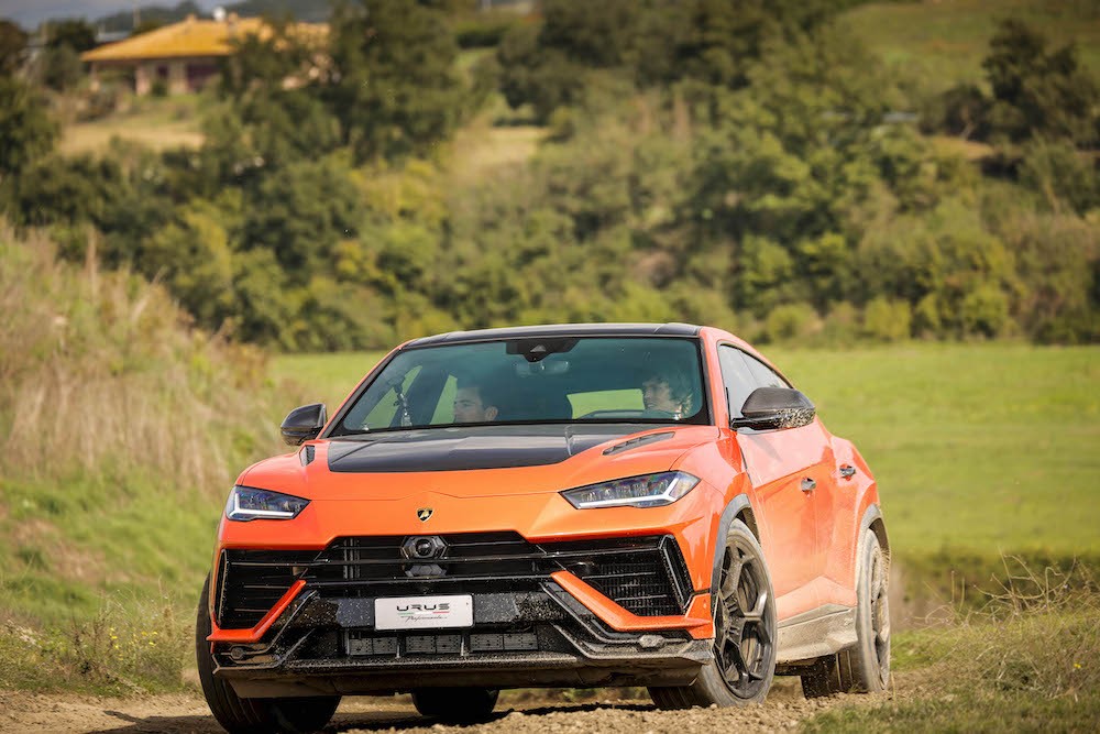 Lamborghini Urus Performante: le foto a Vallelunga