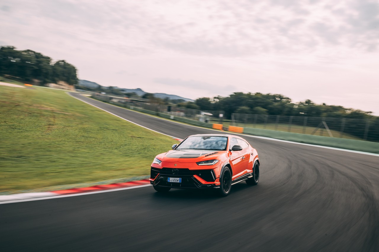 Lamborghini Urus Performante: le foto a Vallelunga