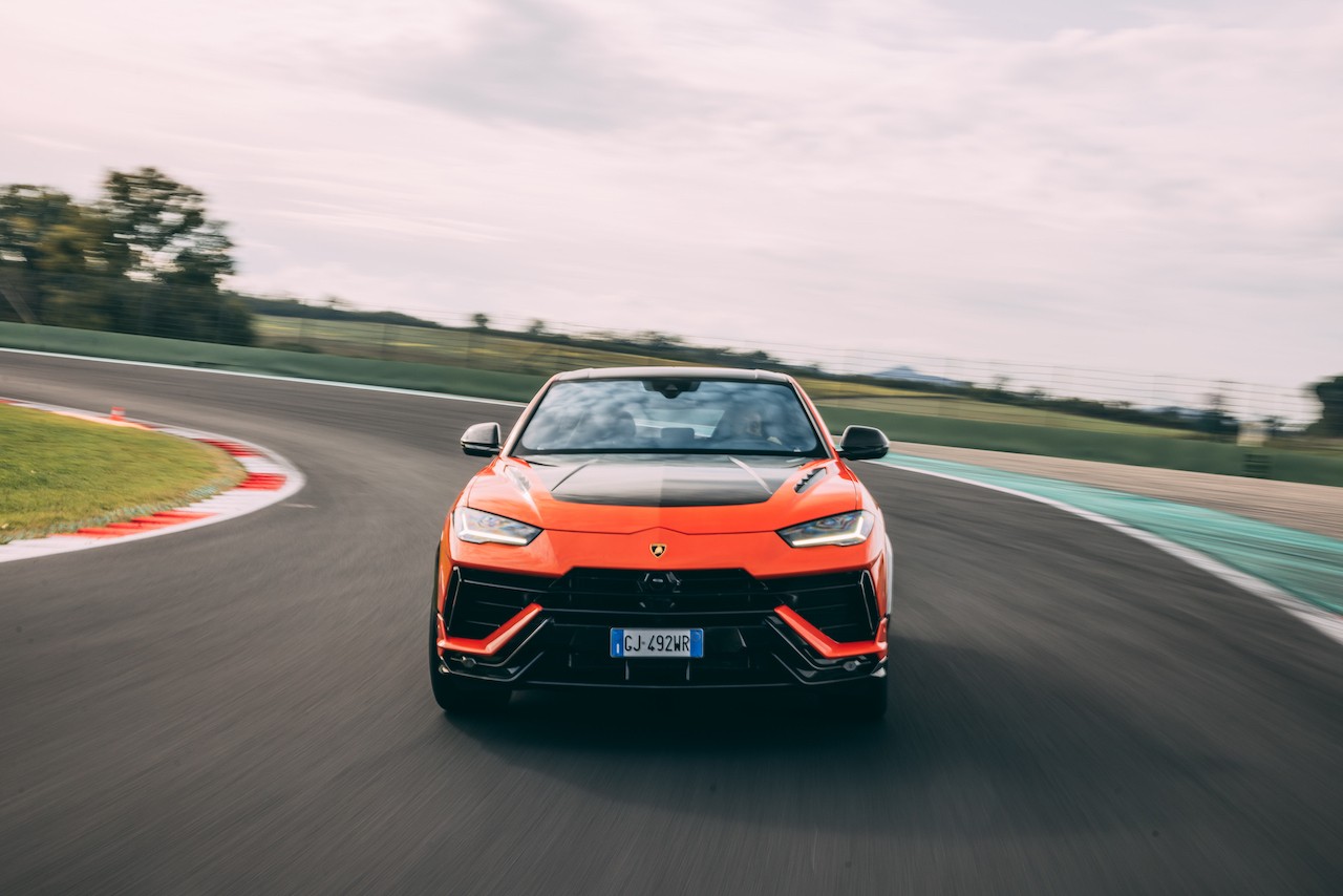 Lamborghini Urus Performante: le foto a Vallelunga