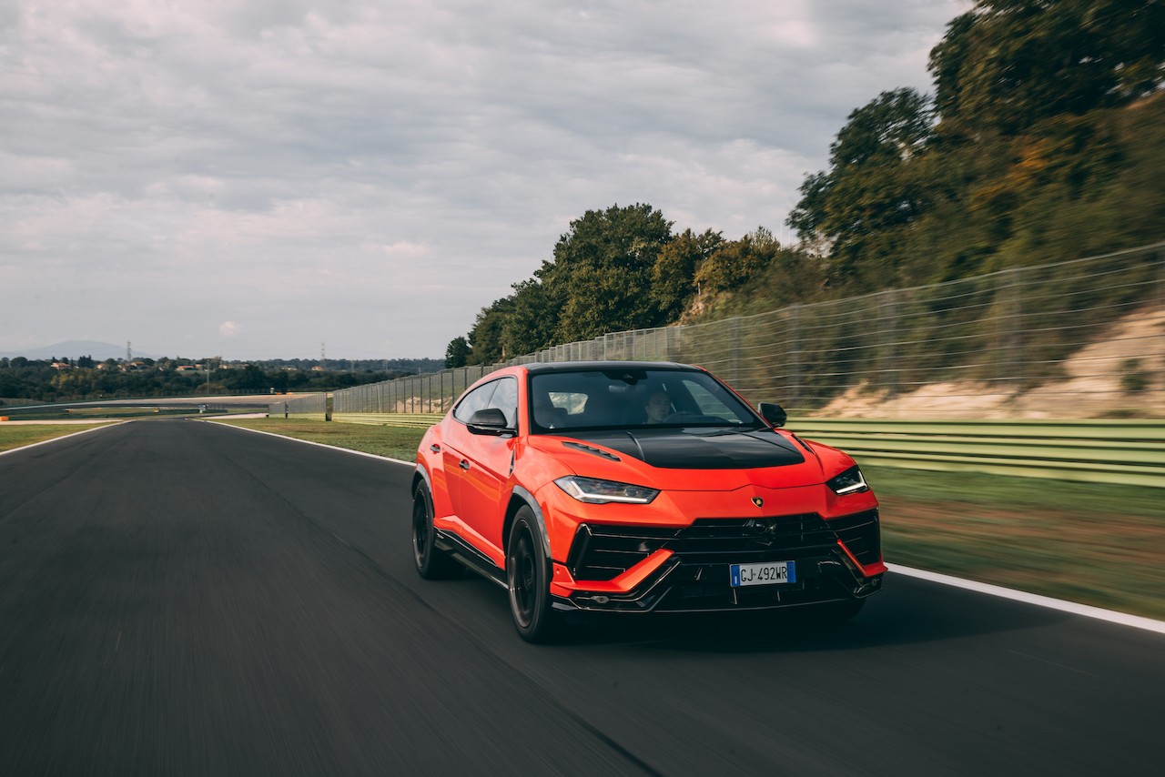 Lamborghini Urus Performante: le foto a Vallelunga