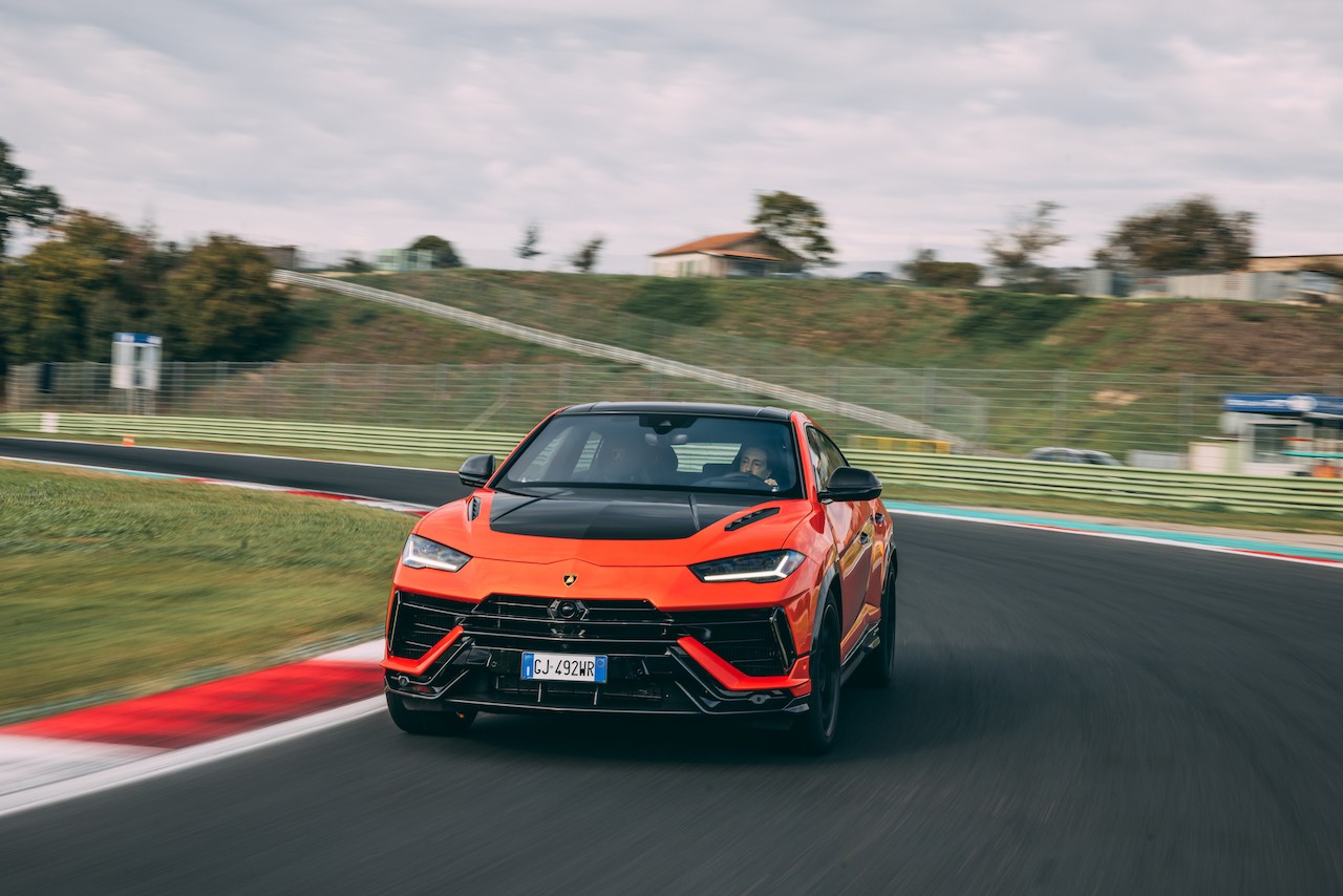 Lamborghini Urus Performante: le foto a Vallelunga