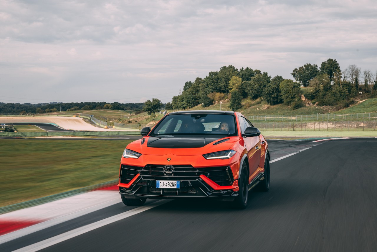 Lamborghini Urus Performante: le foto a Vallelunga