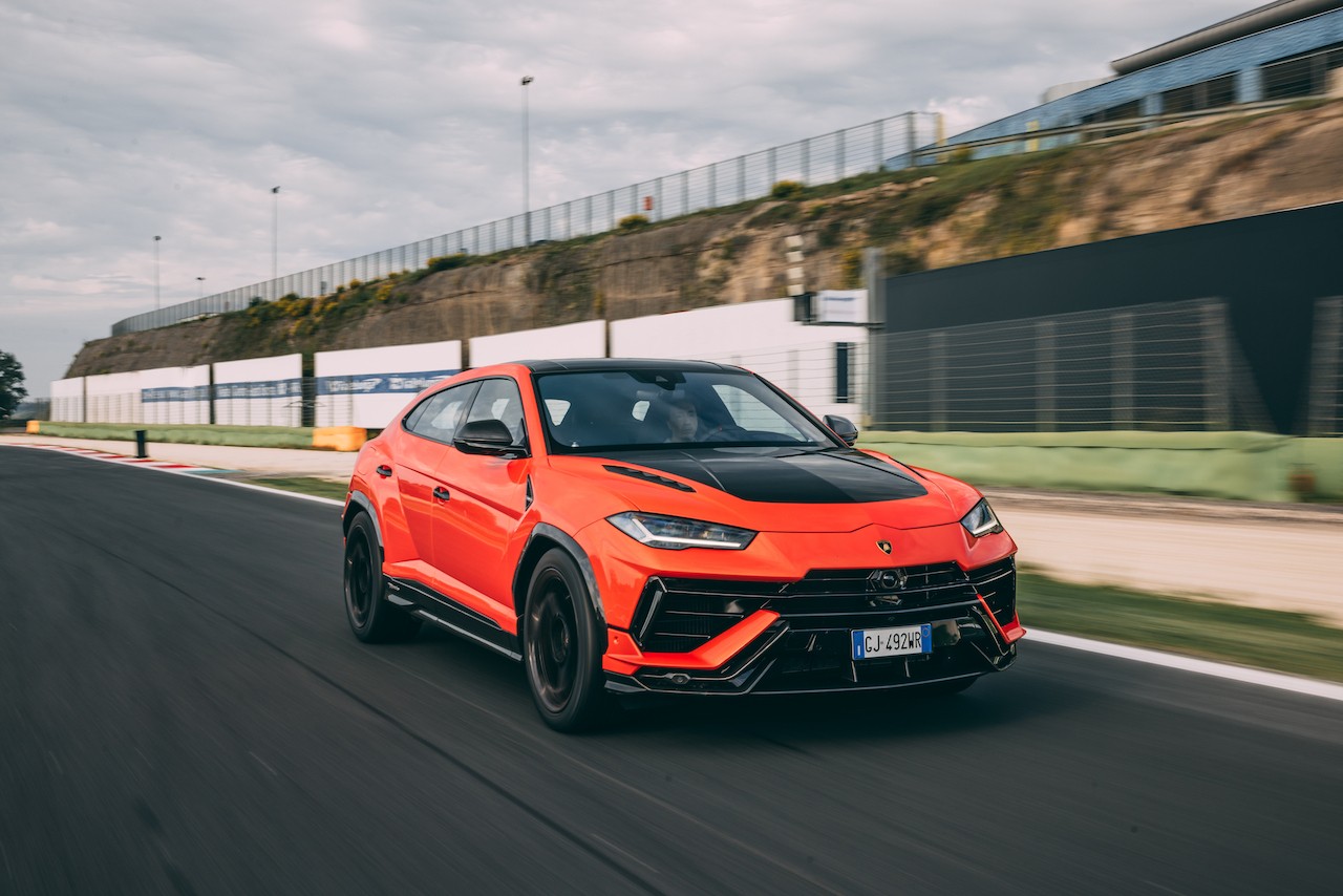 Lamborghini Urus Performante: le foto a Vallelunga