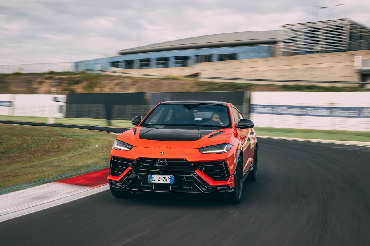 Lamborghini Urus Performante: le foto a Vallelunga