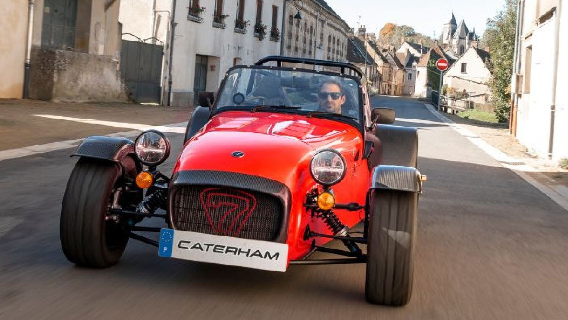 Nuova Caterham Seven 340: le immagini ufficiali