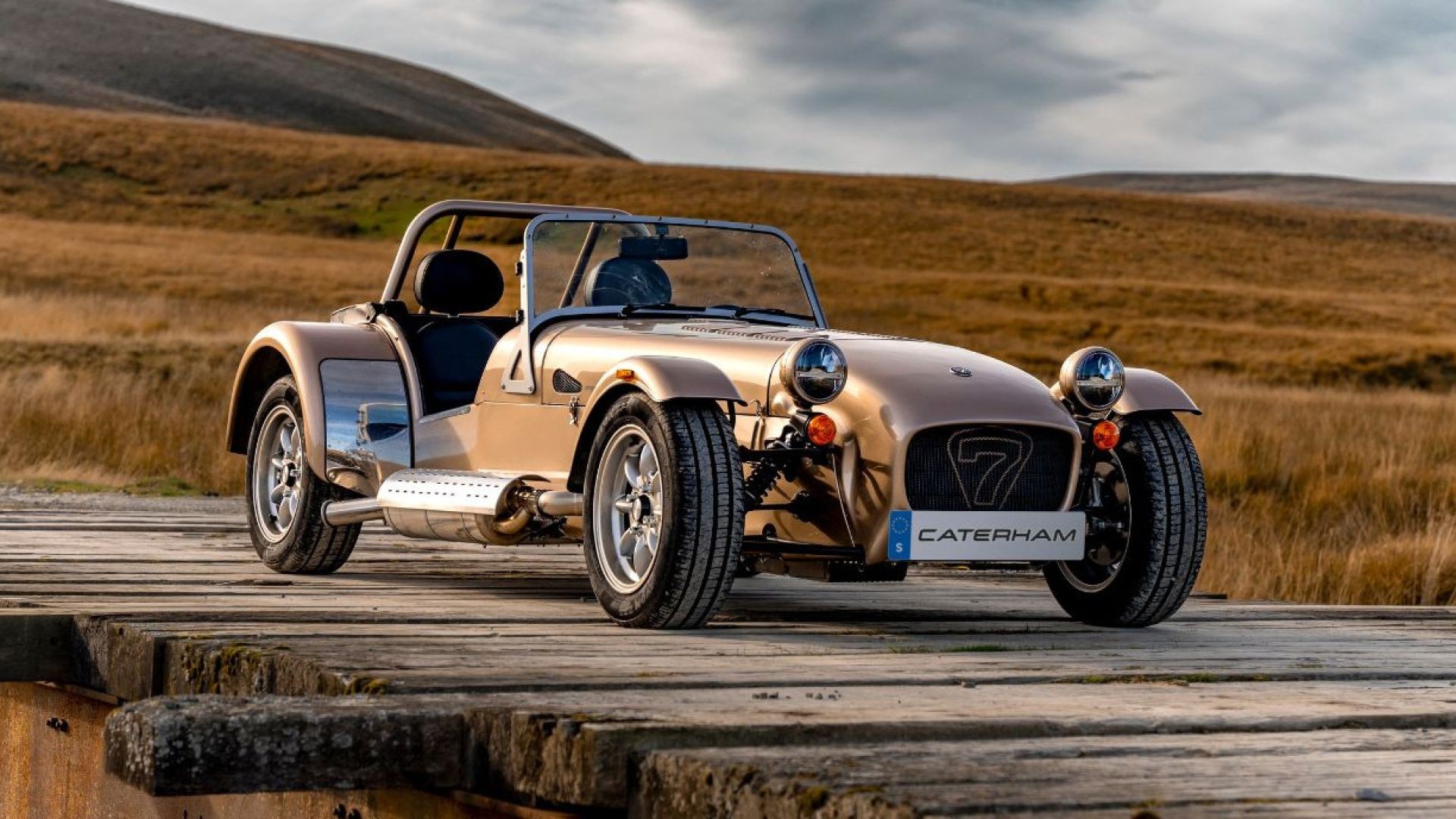 Nuova Caterham Seven 340: le immagini ufficiali