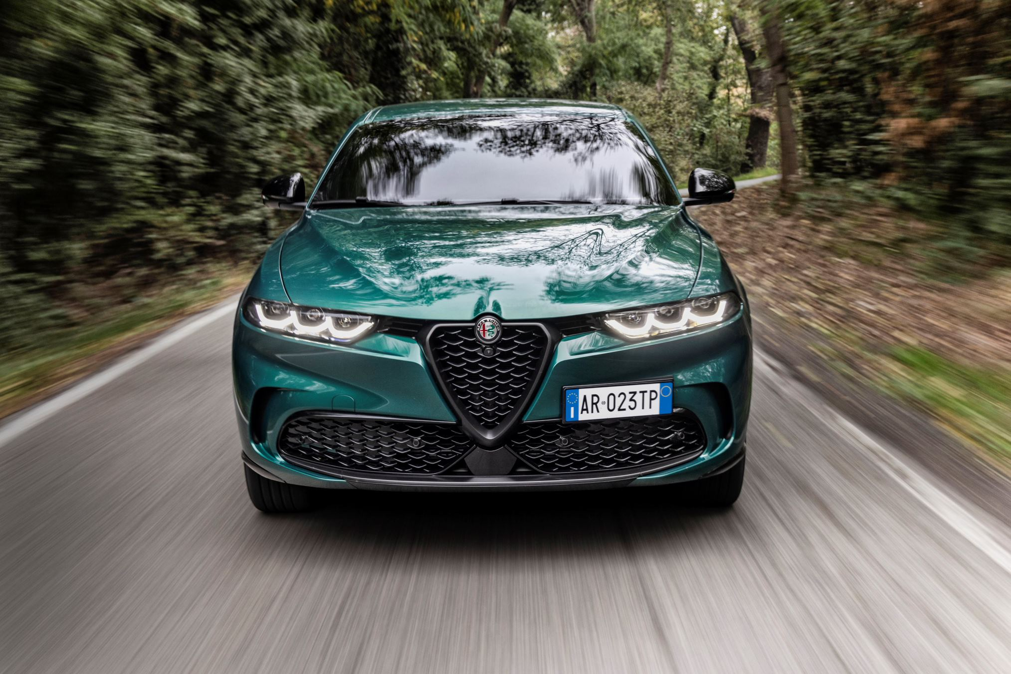 Alfa Romeo Tonale Plug-in Hybrid Q4: le foto ufficiali