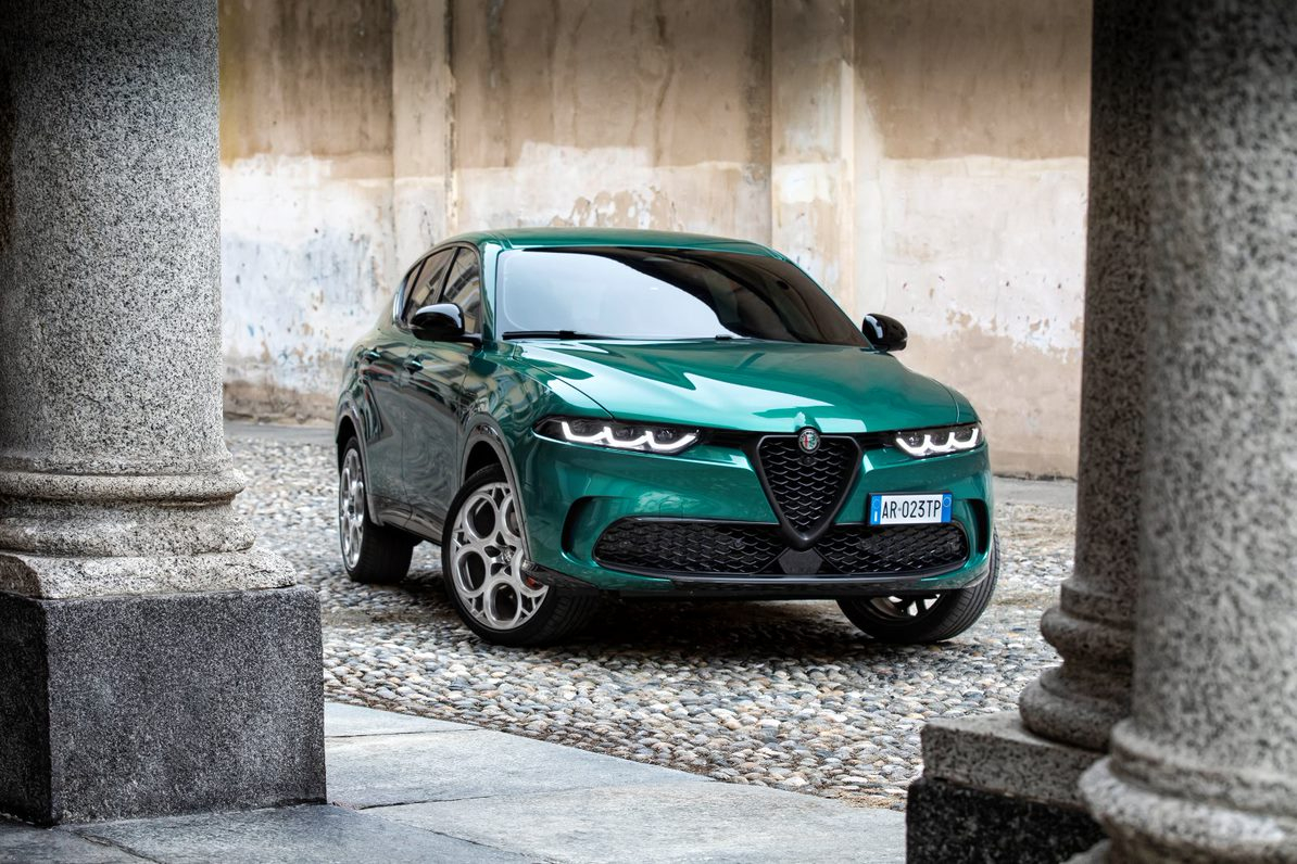 Alfa Romeo Tonale Plug-in Hybrid Q4: le foto ufficiali