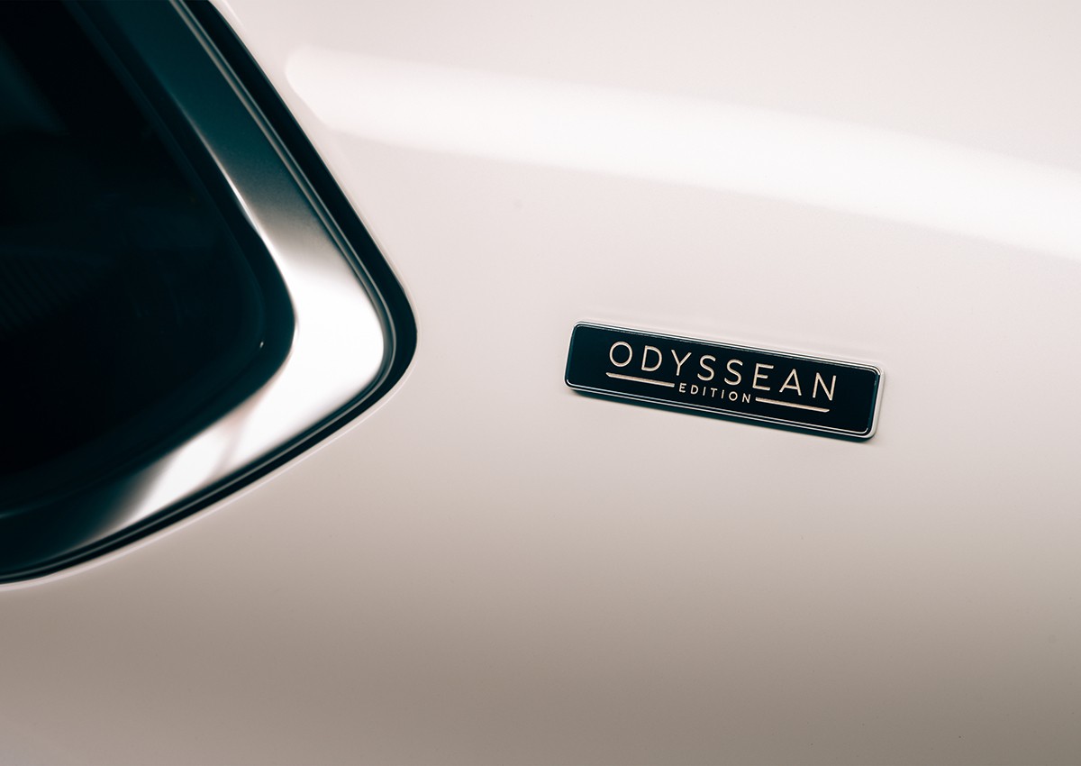 Bentley Bentayga Odyssean Edition: immagini ufficiali