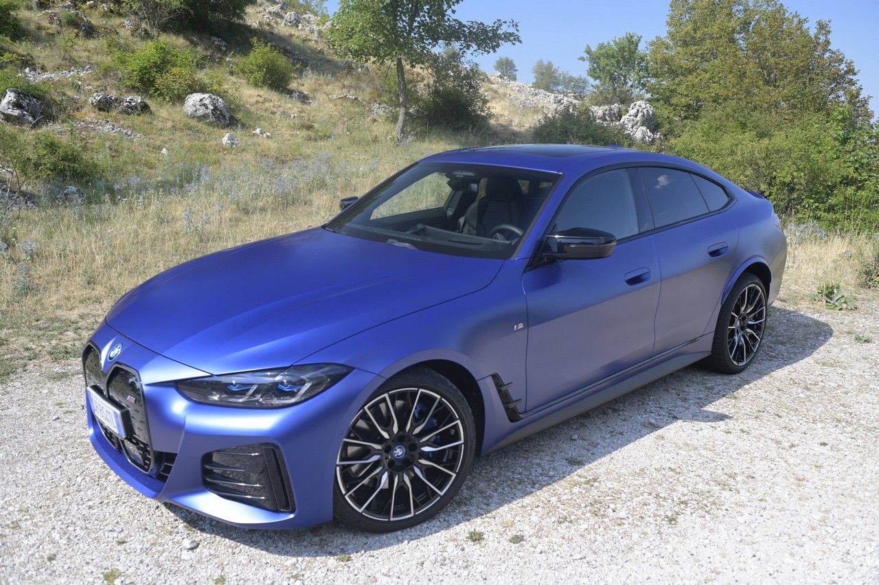 BMW i4 M50 Sport: prova su strada