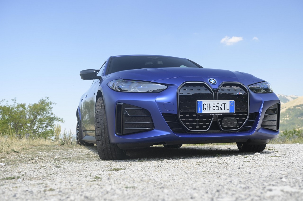 BMW i4 M50 Sport: prova su strada