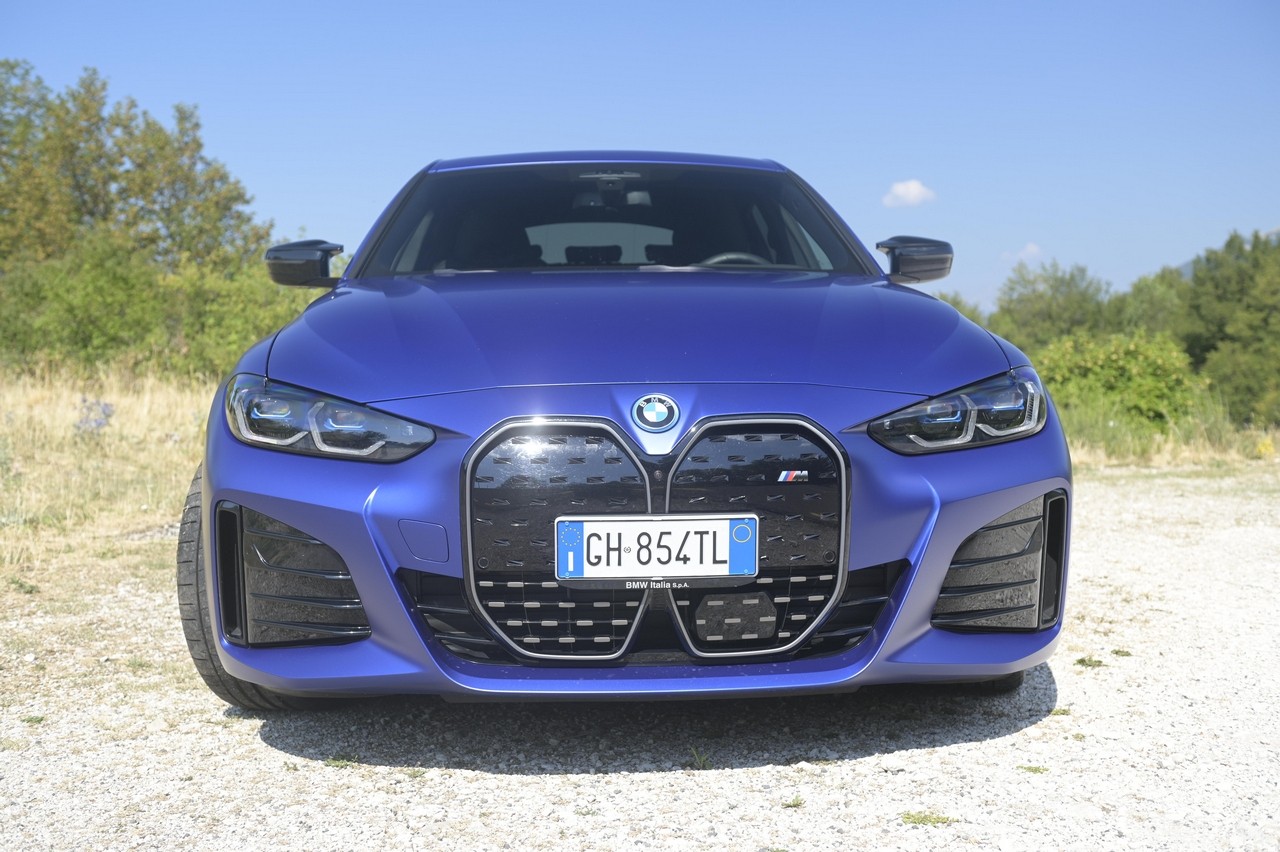 BMW i4 M50 Sport: prova su strada