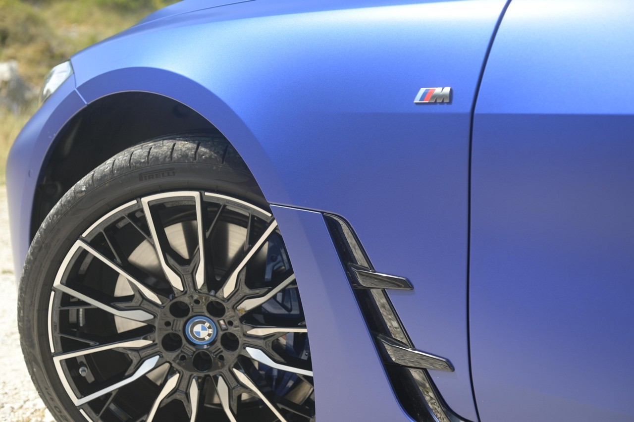 BMW i4 M50 Sport: prova su strada