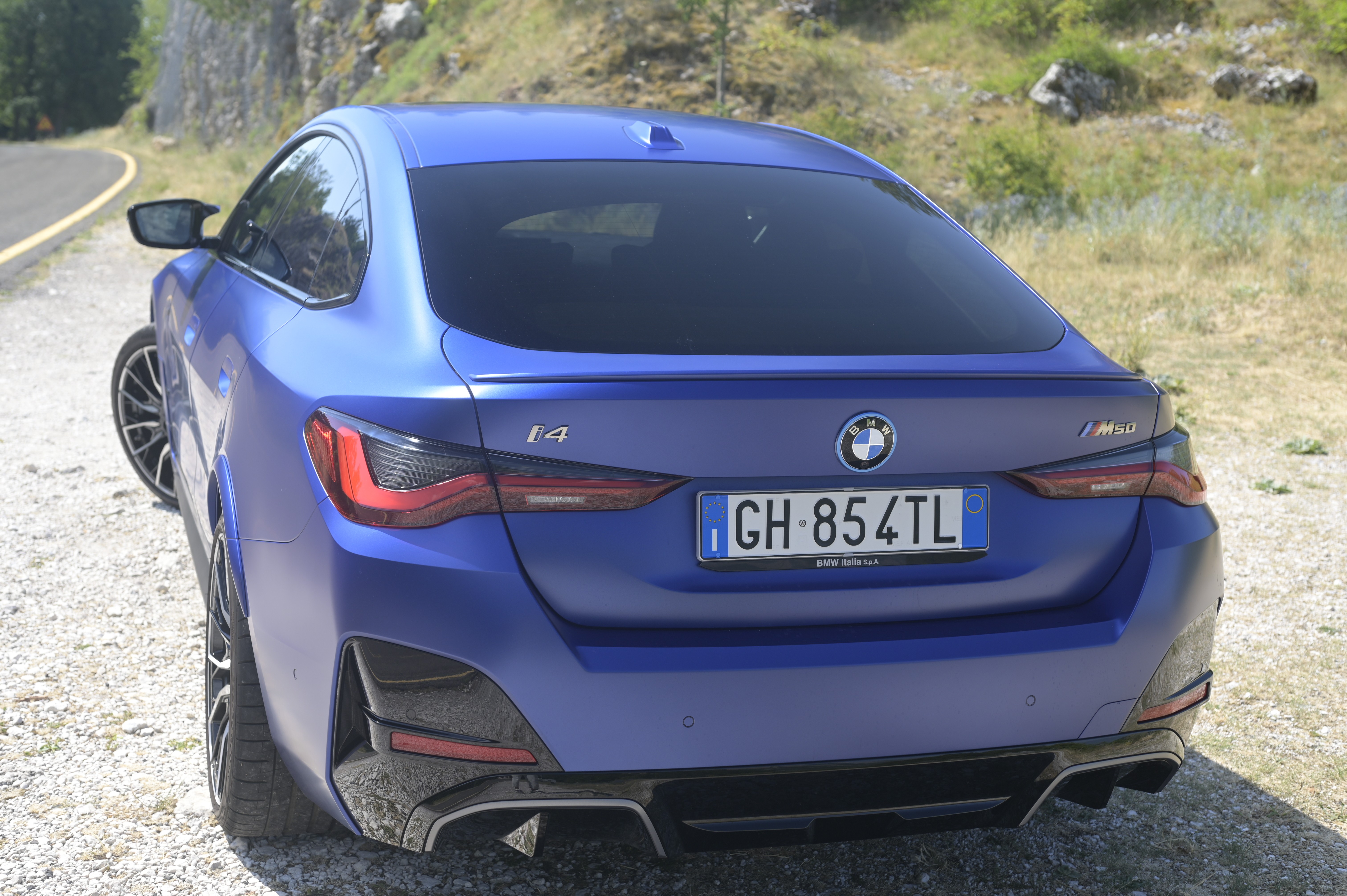 BMW i4 M50 Sport: prova su strada