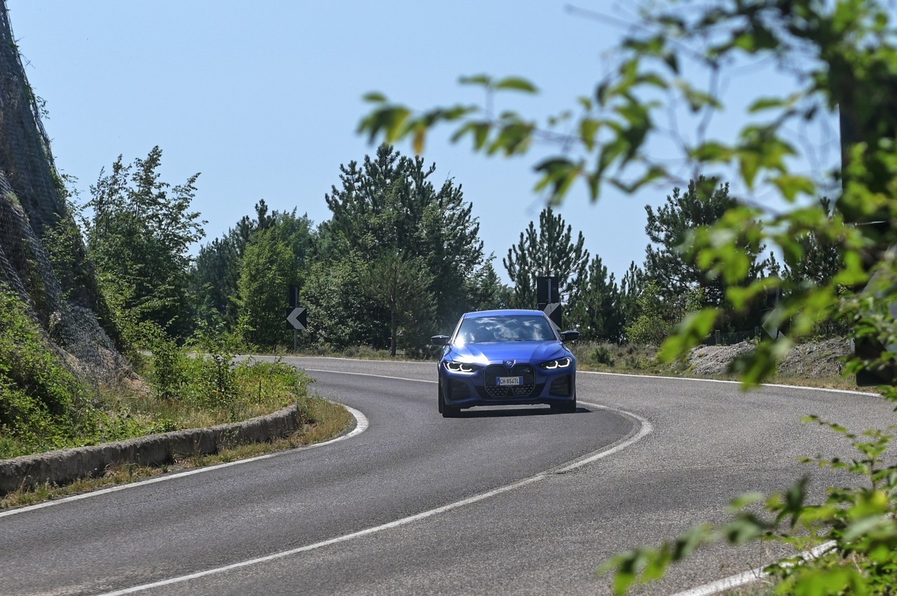 BMW i4 M50 Sport: prova su strada