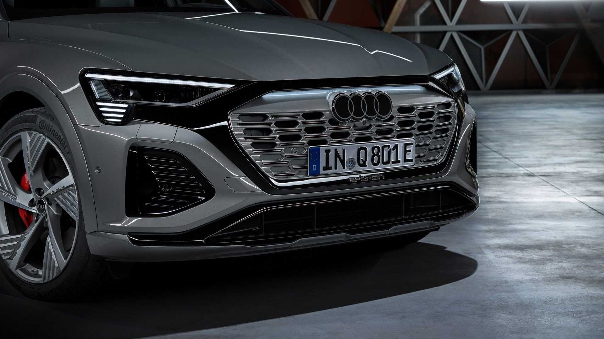 Audi Q8 e-tron: le immagini ufficiali