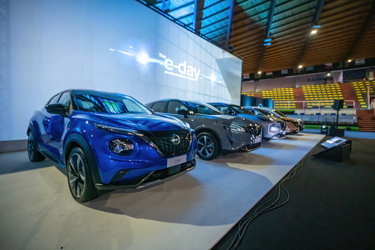 Nissan E-day: le foto ufficiali