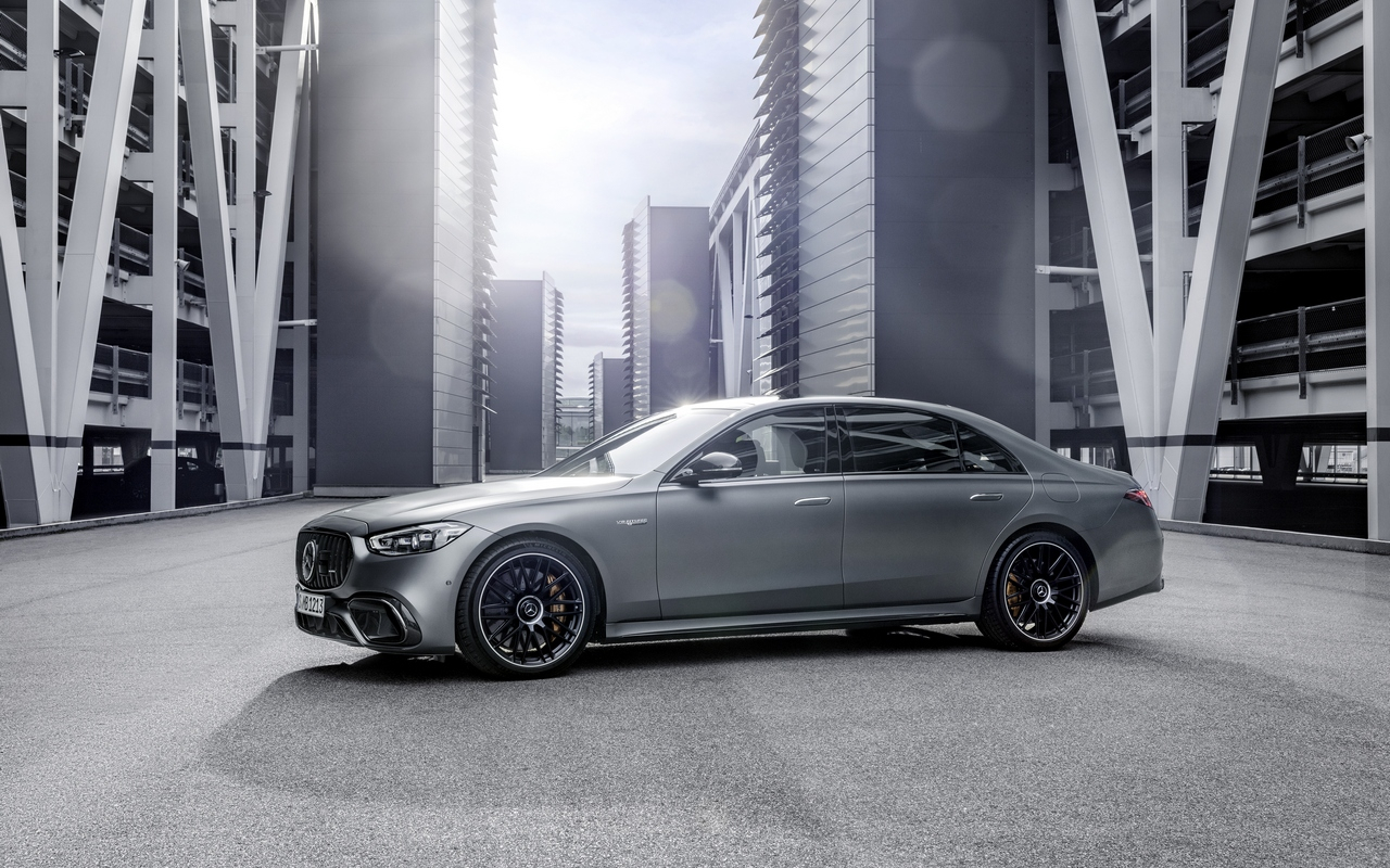 Mercedes-AMG S 63 E Performance: le immagini ufficiali