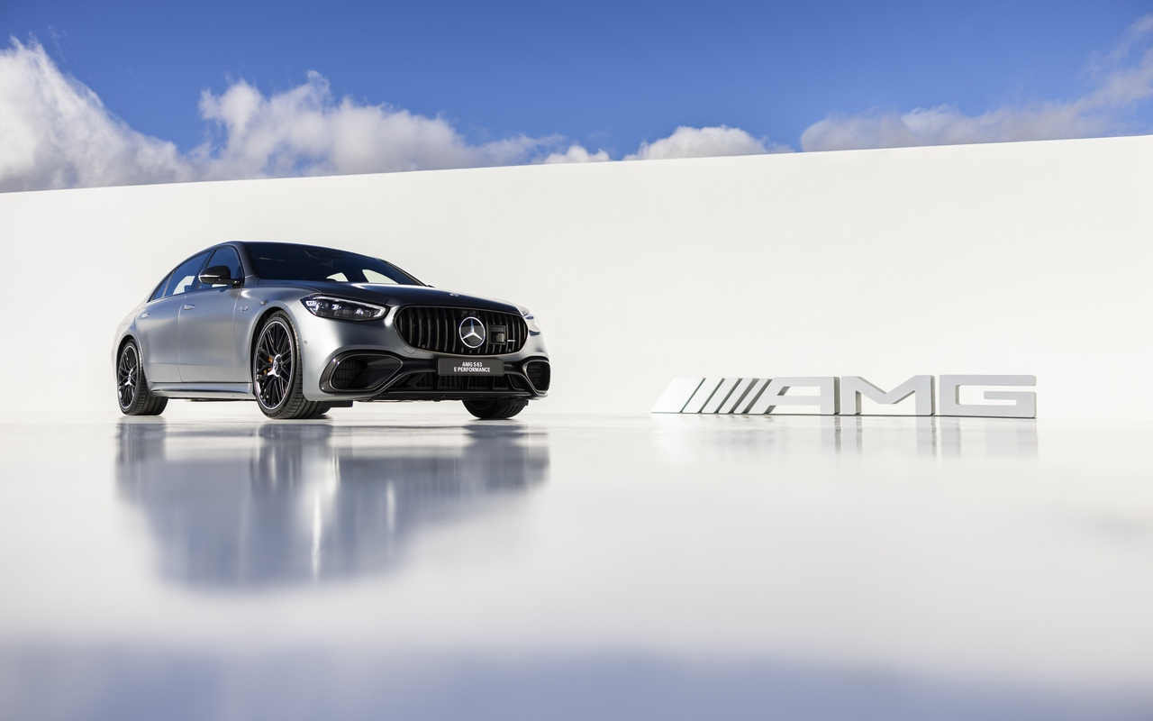 Mercedes-AMG S 63 E Performance: le immagini ufficiali