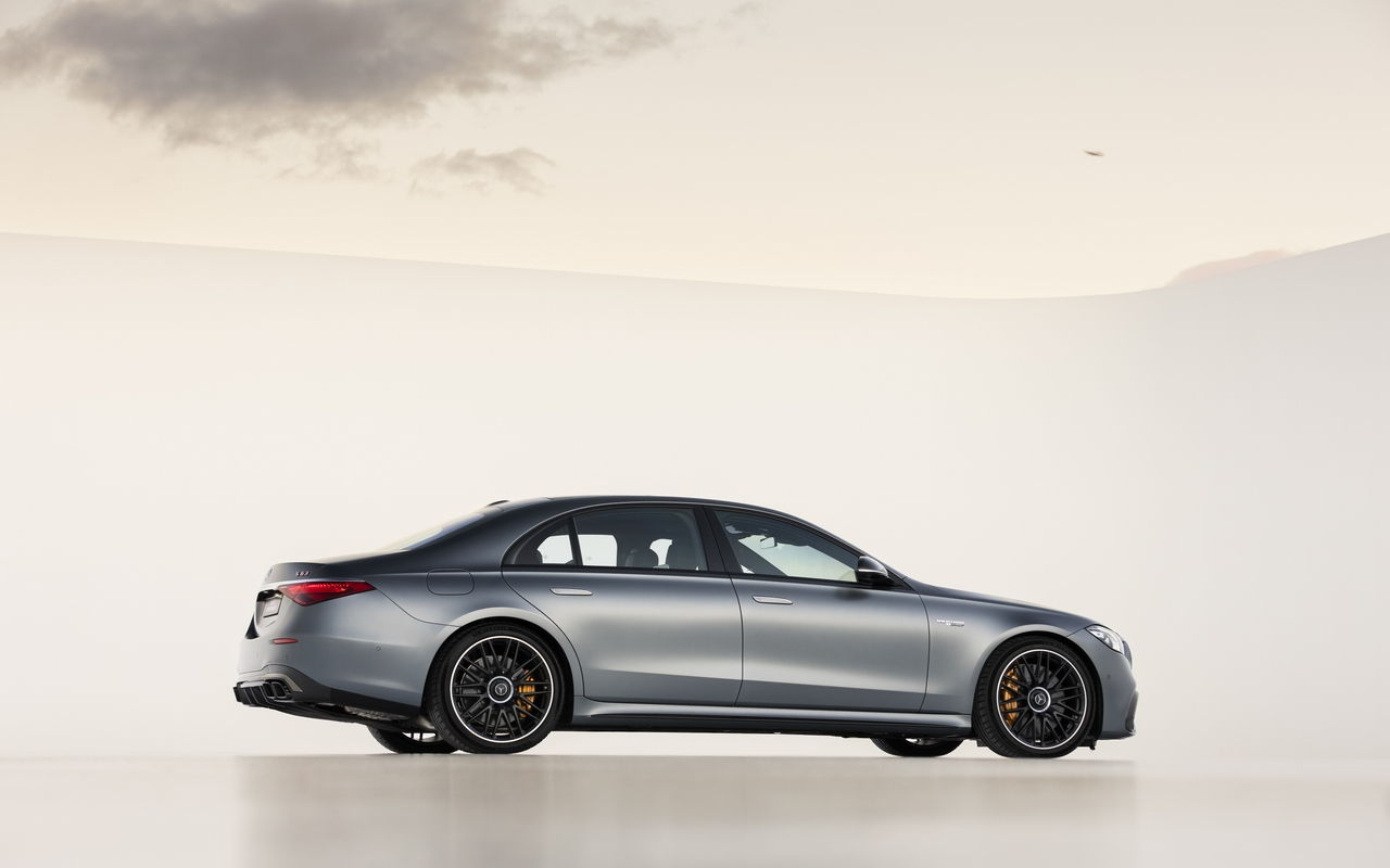 Mercedes-AMG S 63 E Performance: le immagini ufficiali