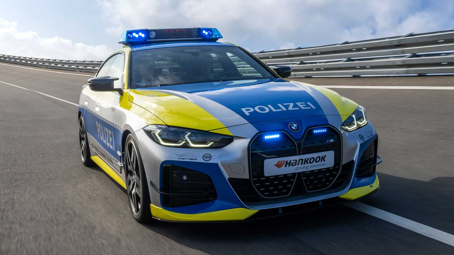 BMW i4 AC Schnitzer per polizia tedesca: immagini ufficiali