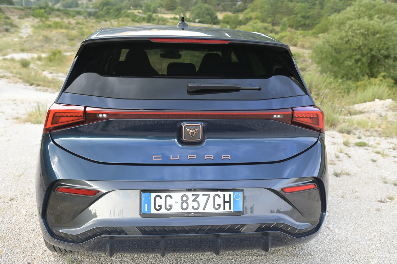 Cupra Born: la prova su strada