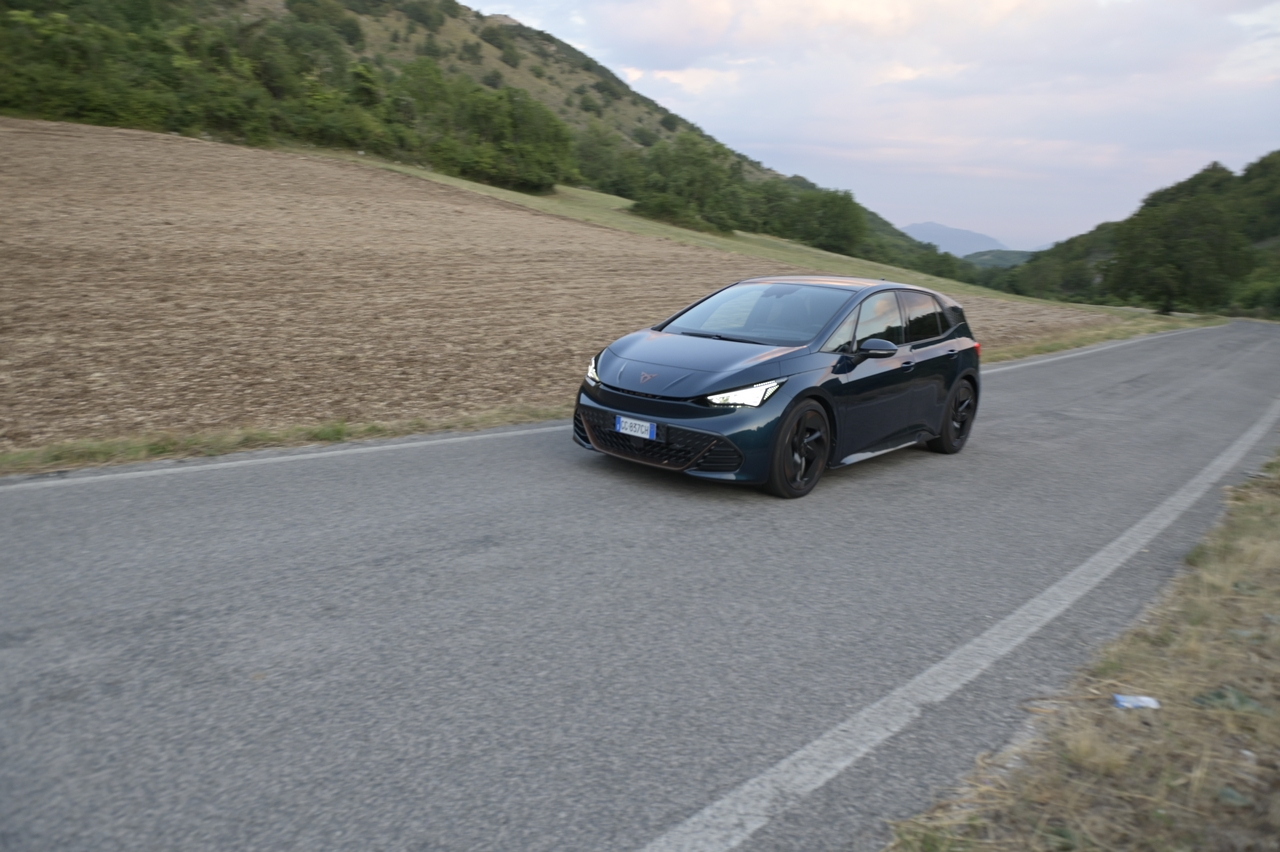 Cupra Born: la prova su strada