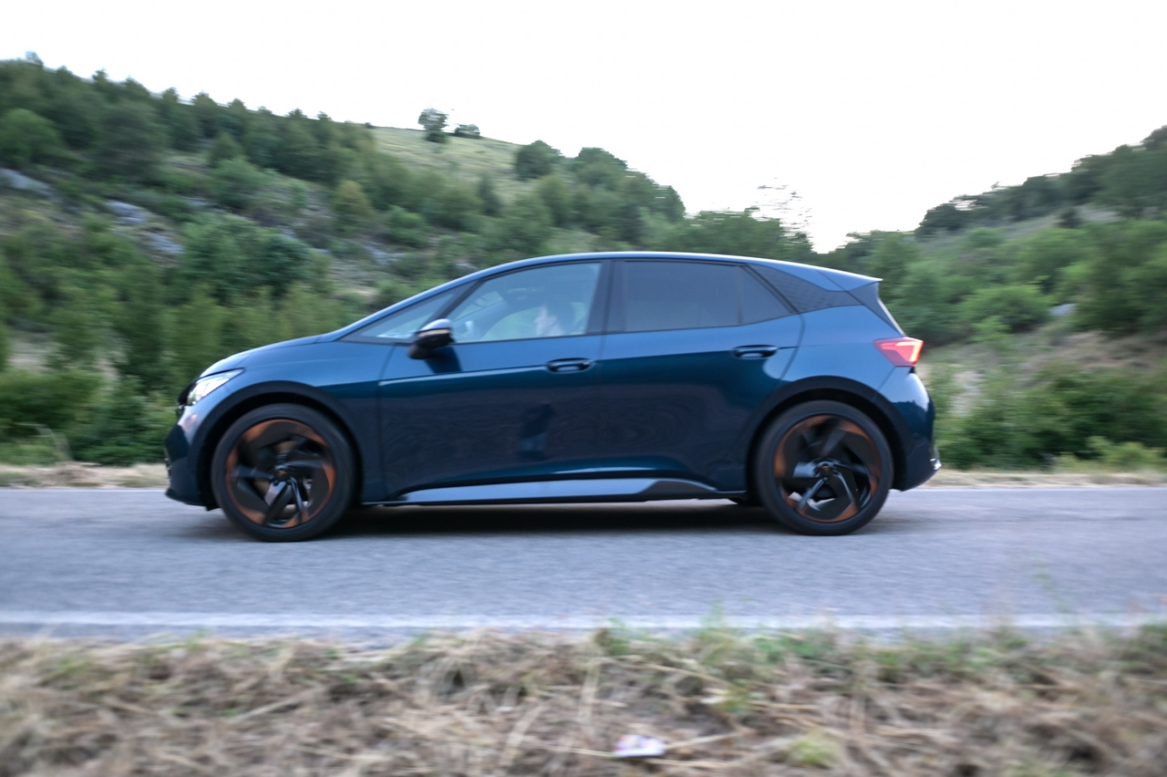 Cupra Born: la prova su strada