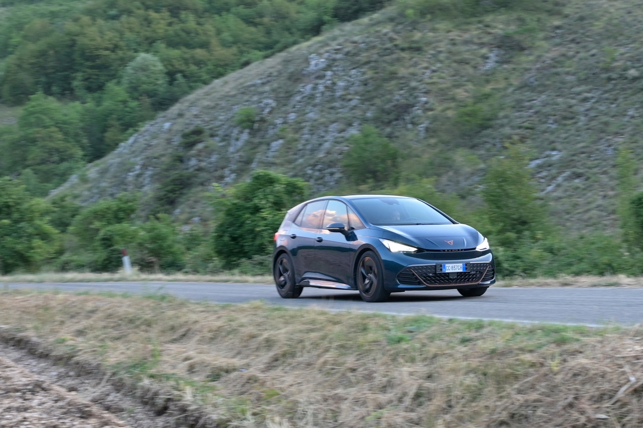 Cupra Born: la prova su strada