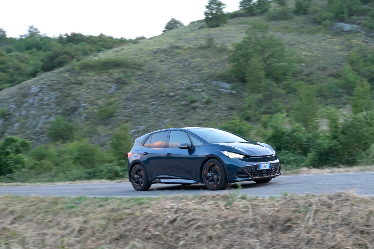 Cupra Born: la prova su strada