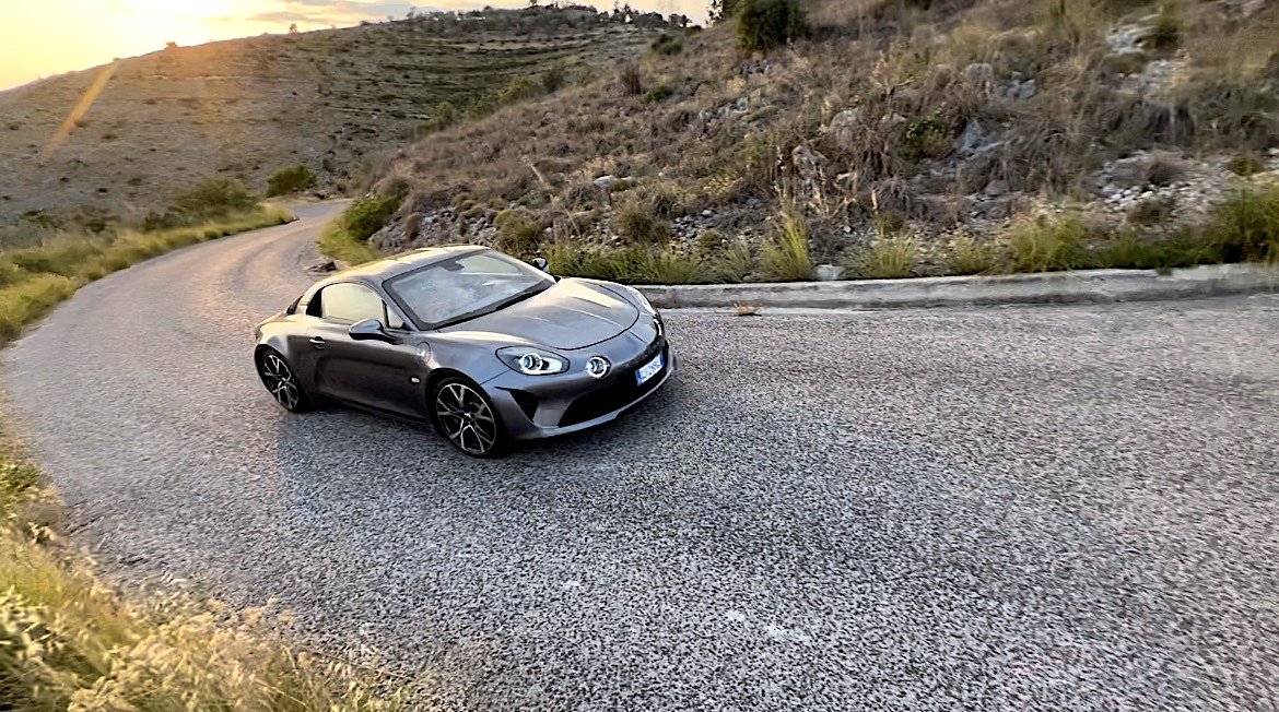 Alpine A110 GT: la prova su strada