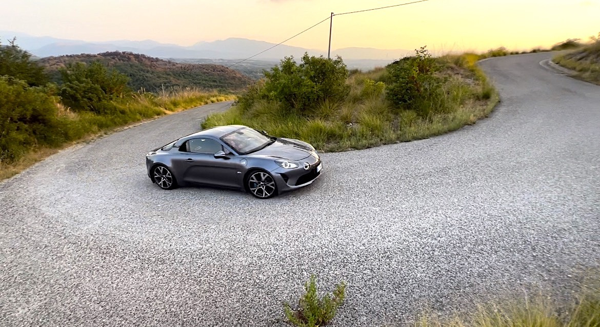 Alpine A110 GT: la prova su strada