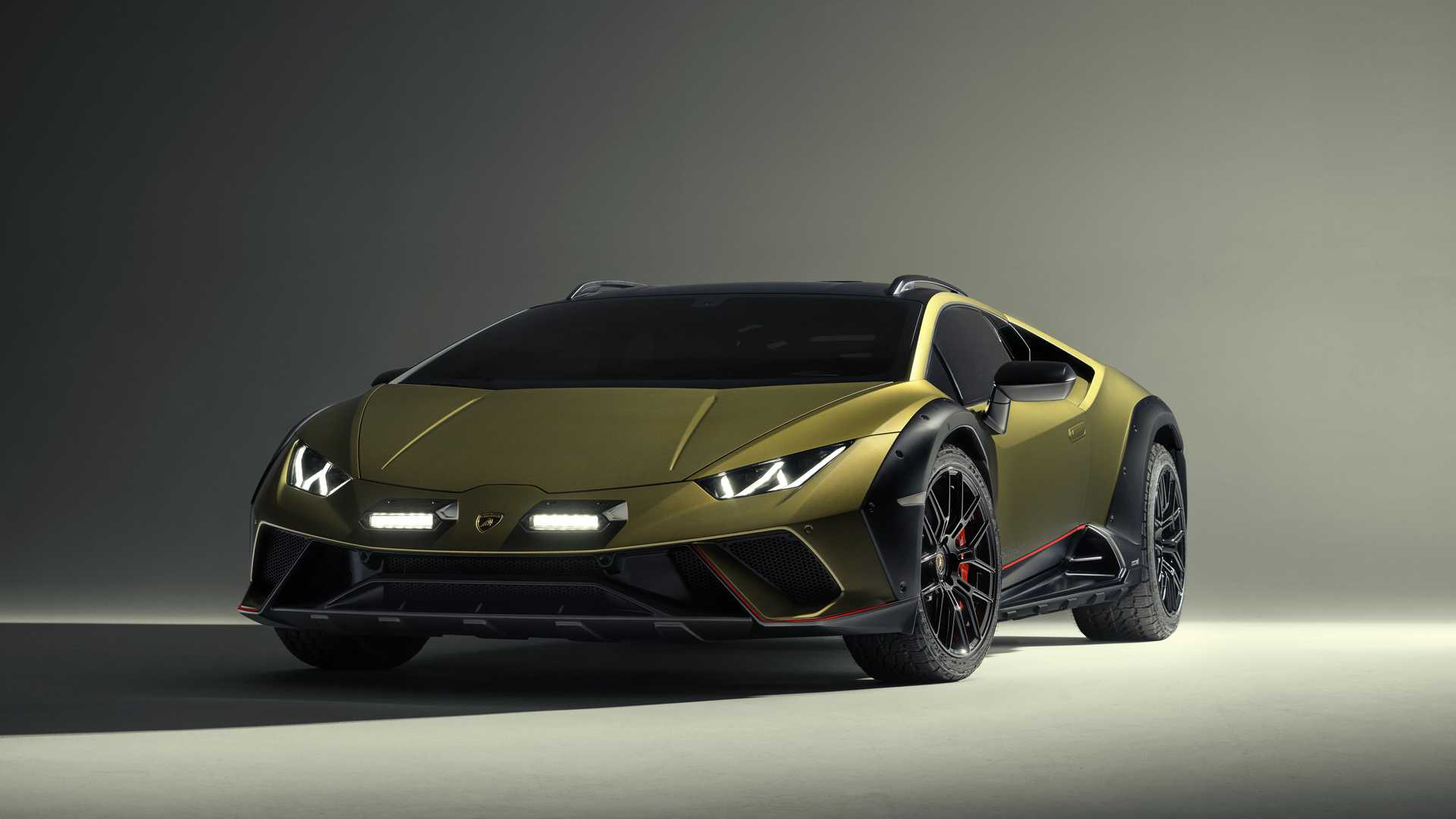 Lamborghini Huracan Sterrato: nuove immagini ufficiali