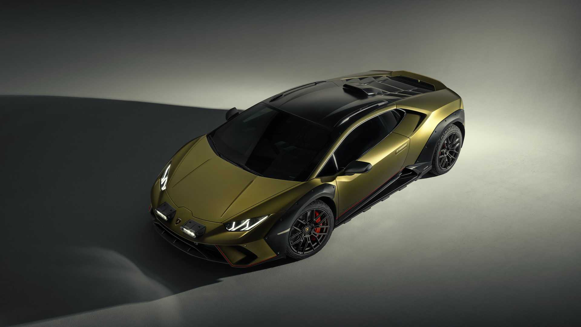 Lamborghini Huracan Sterrato: nuove immagini ufficiali