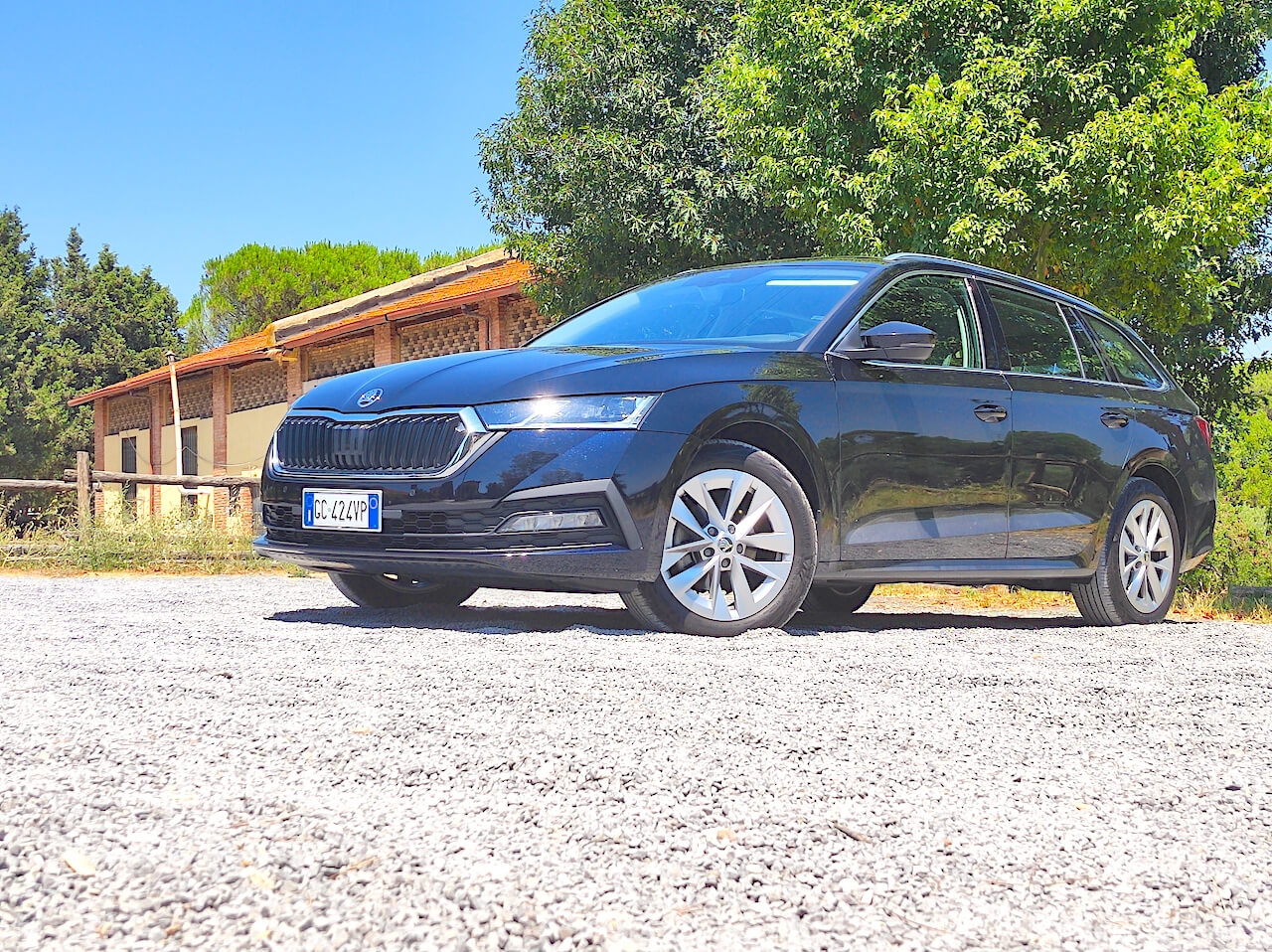 Skoda Octavia wagon: le versioni ibride in prova