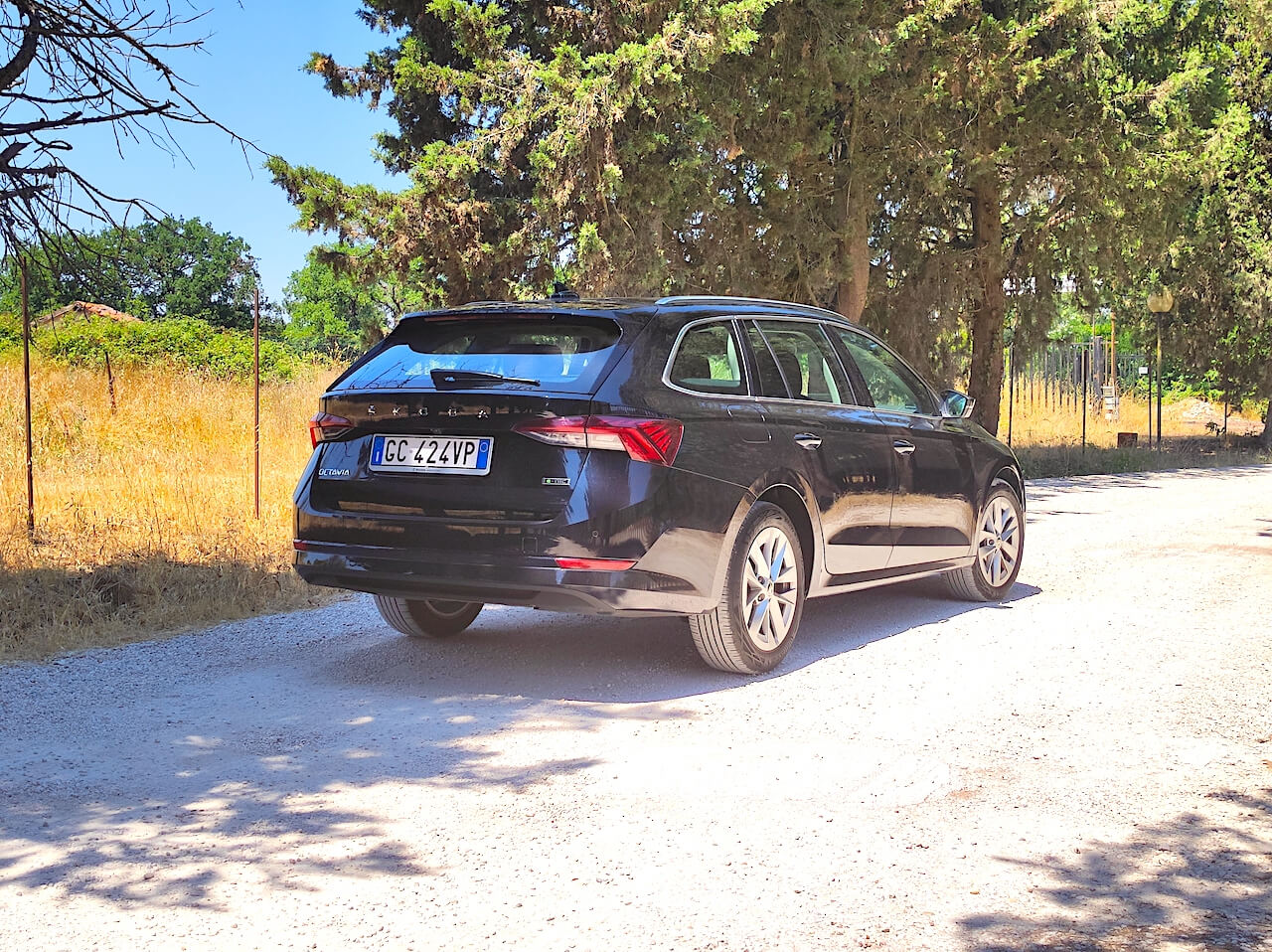 Skoda Octavia wagon: le versioni ibride in prova