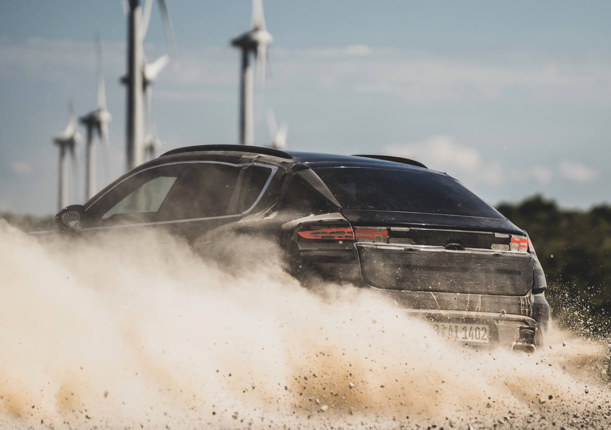 Porsche Macan EV: le prime foto ufficiali