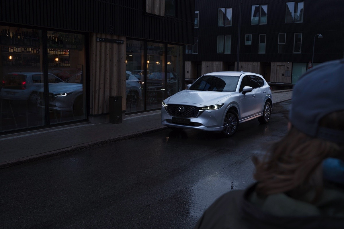 Mazda CX-5 2023: le foto ufficiali