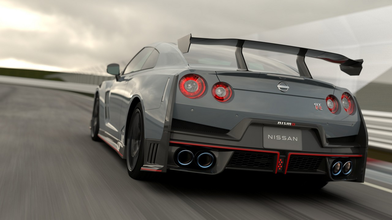 Nissan GT-R